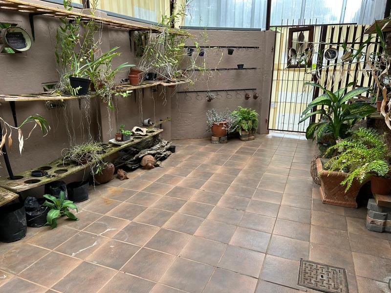 6 Bedroom Property for Sale in Fauna Park Limpopo