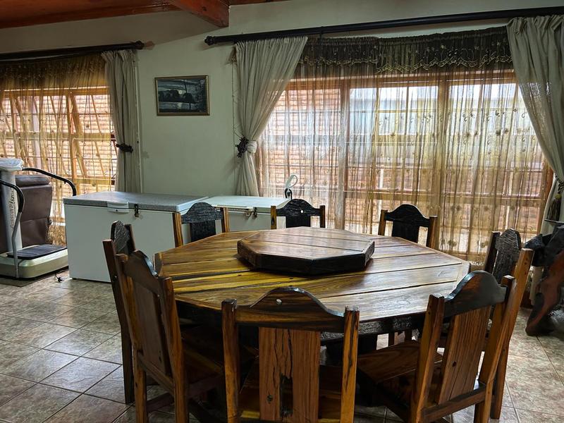 6 Bedroom Property for Sale in Fauna Park Limpopo