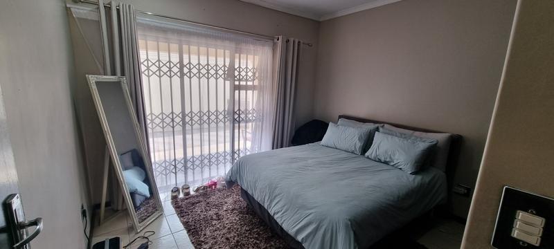 1 Bedroom Property for Sale in Polokwane Central Limpopo