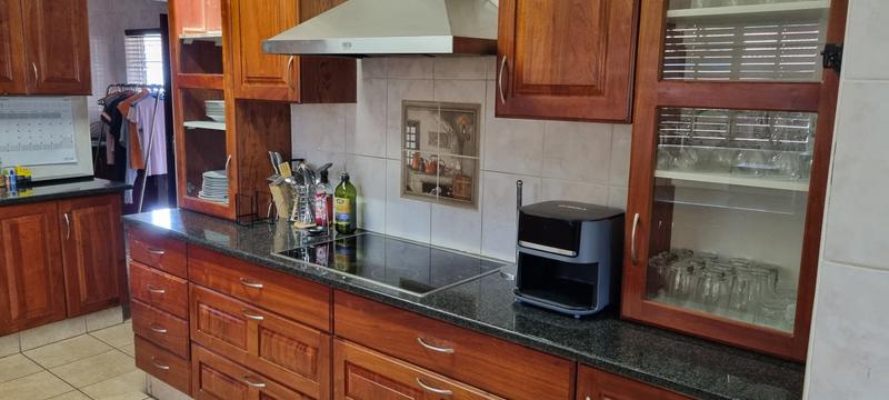 4 Bedroom Property for Sale in Flora Park Limpopo