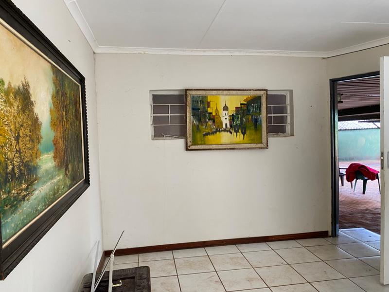 8 Bedroom Property for Sale in Kameeldoringpark Limpopo