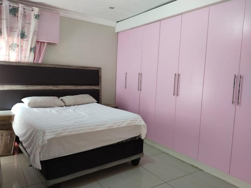 6 Bedroom Property for Sale in Waterberry Country Estate Limpopo