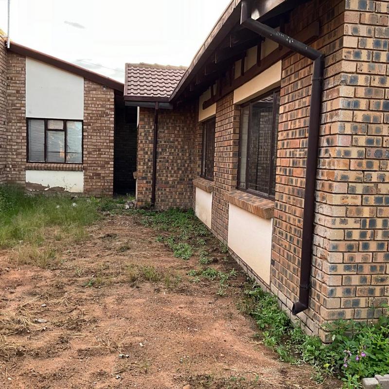 5 Bedroom Property for Sale in Mankweng Limpopo