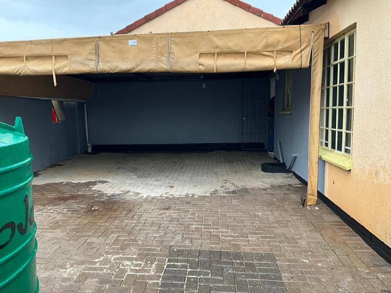 To Let 3 Bedroom Property for Rent in Bendor Limpopo