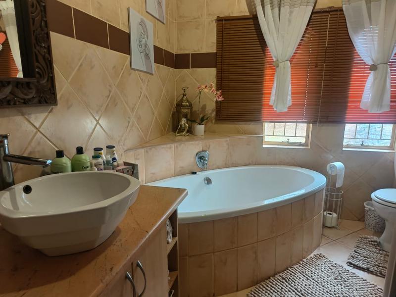 3 Bedroom Property for Sale in Thabazimbi Limpopo