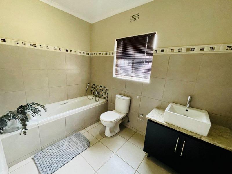 4 Bedroom Property for Sale in Silwerkruin Limpopo