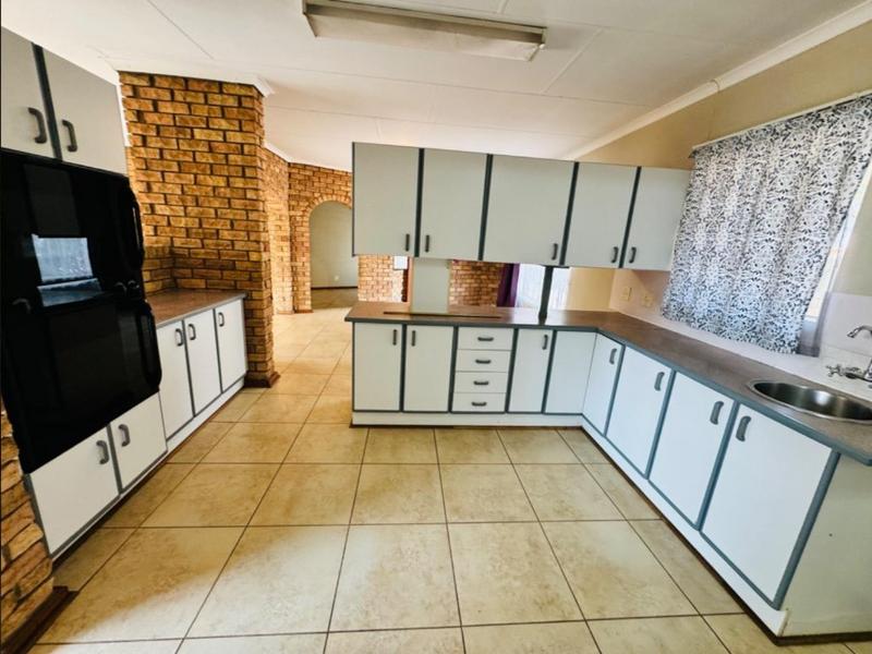 4 Bedroom Property for Sale in Silwerkruin Limpopo