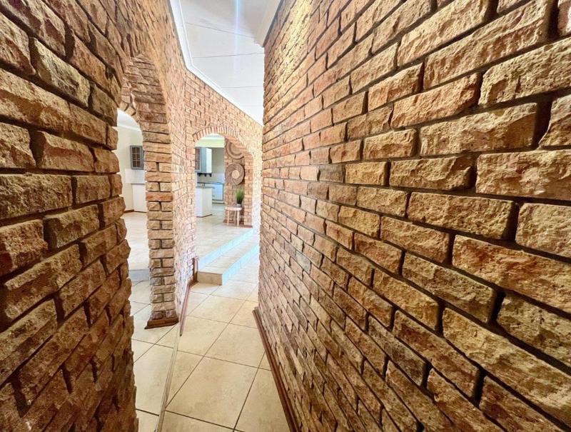 4 Bedroom Property for Sale in Silwerkruin Limpopo