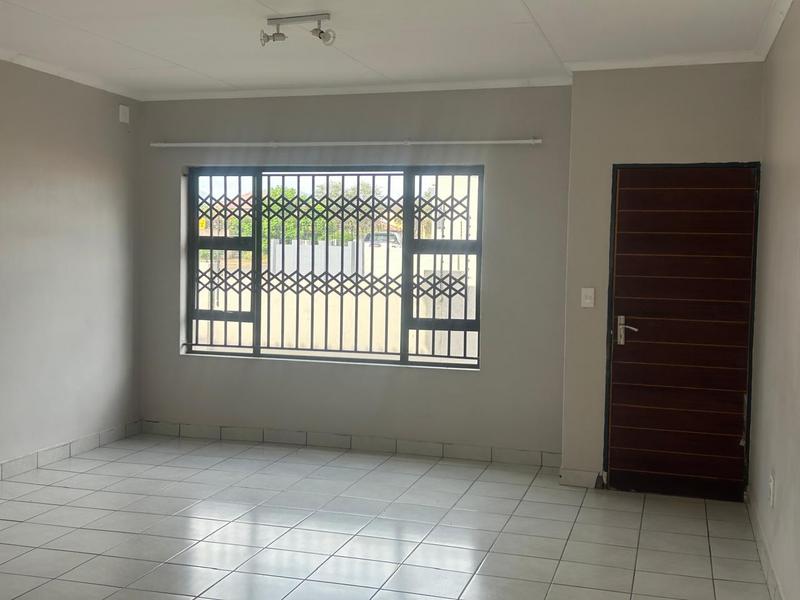 To Let 2 Bedroom Property for Rent in Chroompark Limpopo
