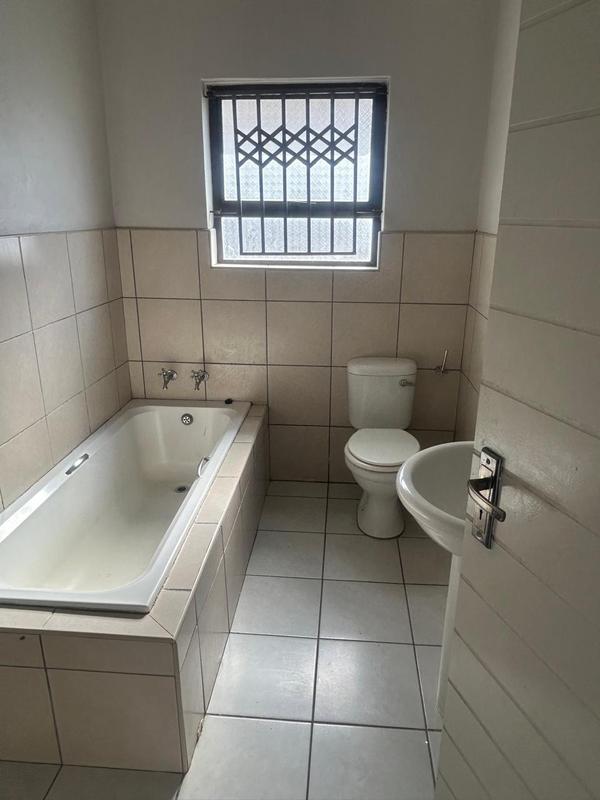 To Let 2 Bedroom Property for Rent in Chroompark Limpopo