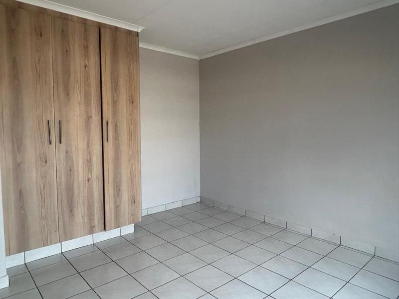 To Let 2 Bedroom Property for Rent in Chroompark Limpopo