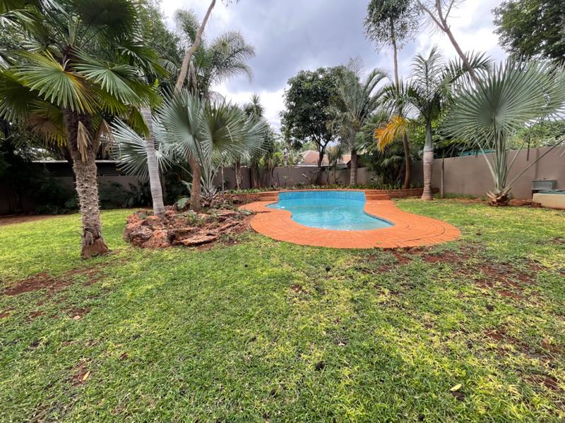 5 Bedroom Property for Sale in Chroompark Limpopo