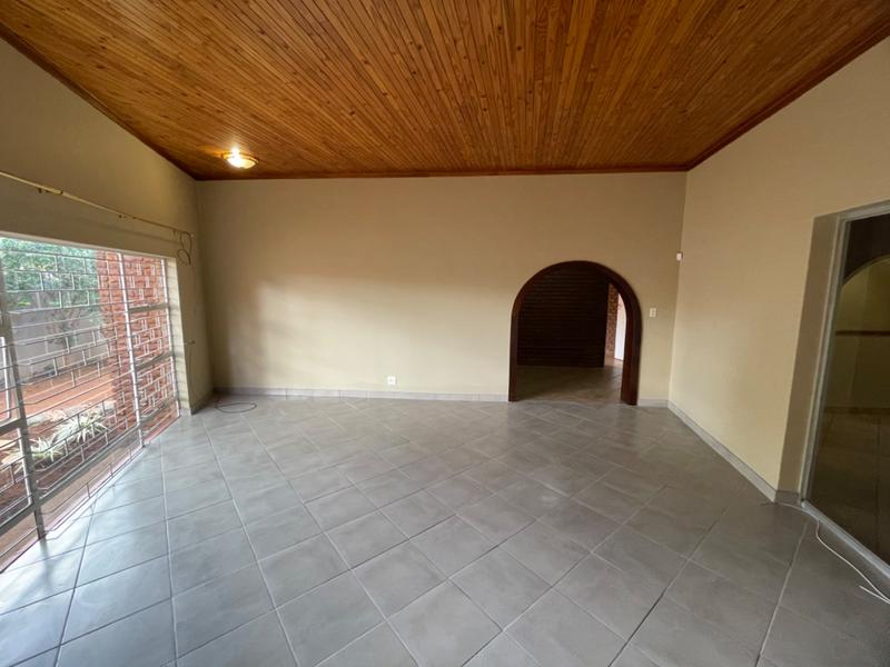 5 Bedroom Property for Sale in Chroompark Limpopo