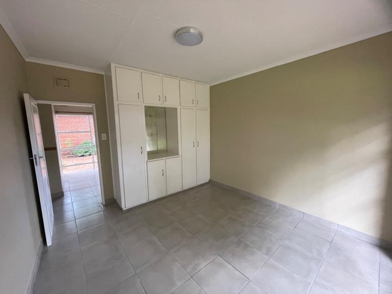 5 Bedroom Property for Sale in Chroompark Limpopo