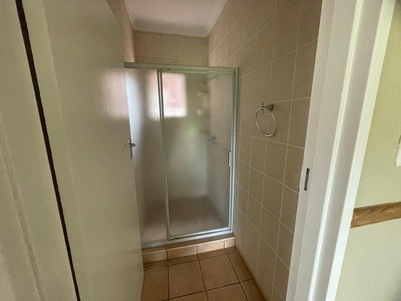 5 Bedroom Property for Sale in Chroompark Limpopo