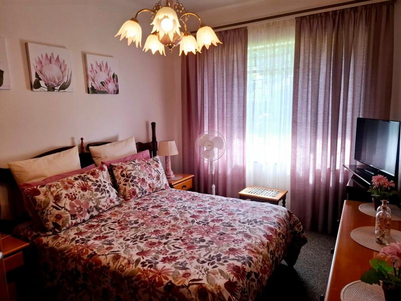 4 Bedroom Property for Sale in Fauna Park Limpopo