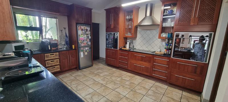 5 Bedroom Property for Sale in Bendor Limpopo