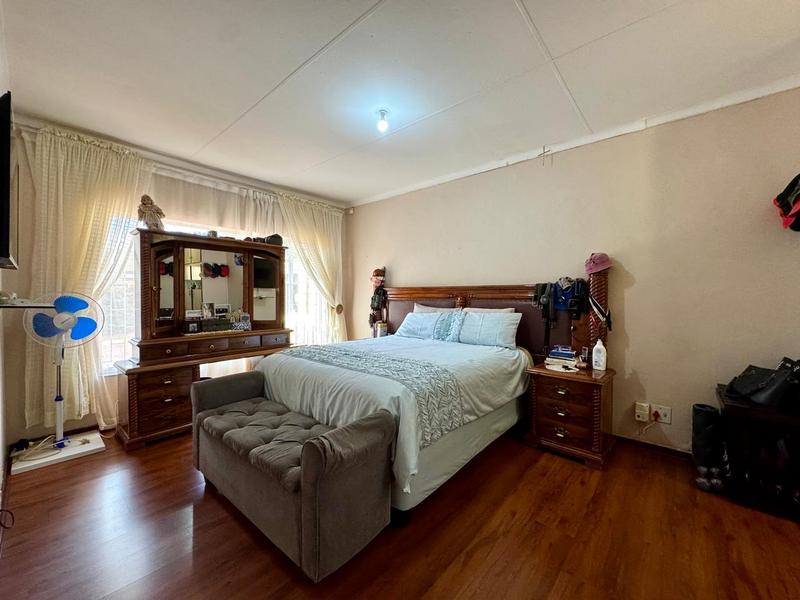 5 Bedroom Property for Sale in Bendor Limpopo