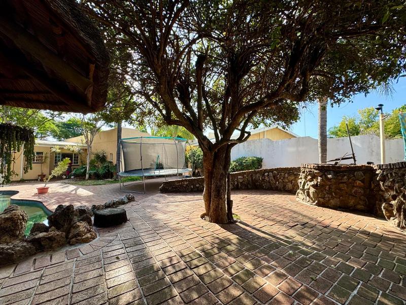 5 Bedroom Property for Sale in Bendor Limpopo