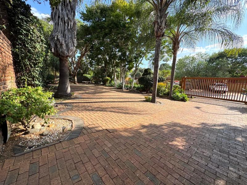 5 Bedroom Property for Sale in Bendor Limpopo