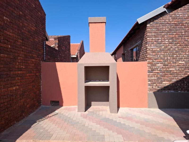 2 Bedroom Property for Sale in Bendor Limpopo