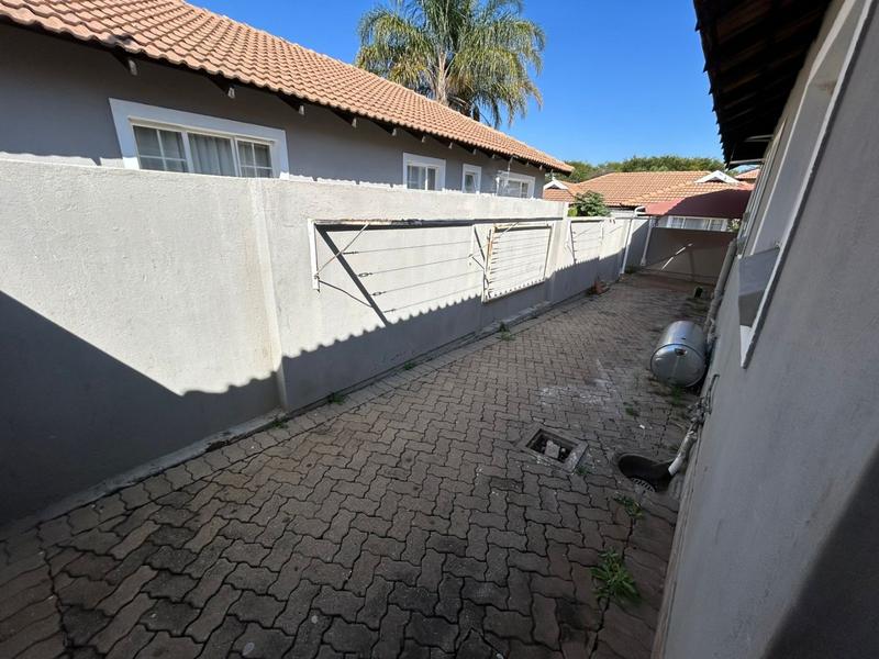 To Let 3 Bedroom Property for Rent in Bendor Limpopo