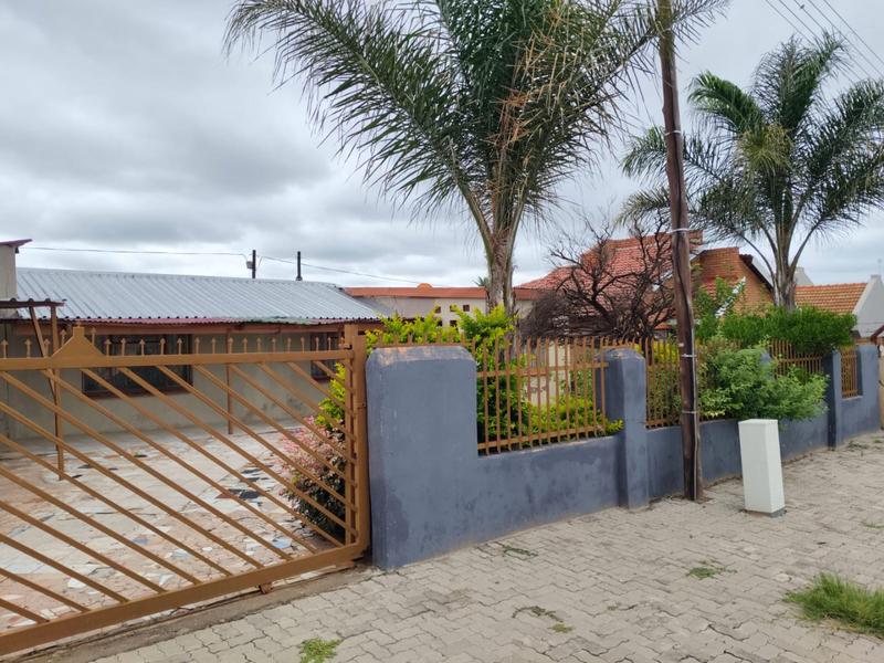 5 Bedroom Property for Sale in Seshego A Limpopo