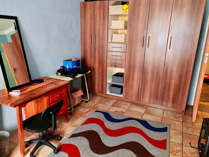 4 Bedroom Property for Sale in Myngenoegen A H Limpopo