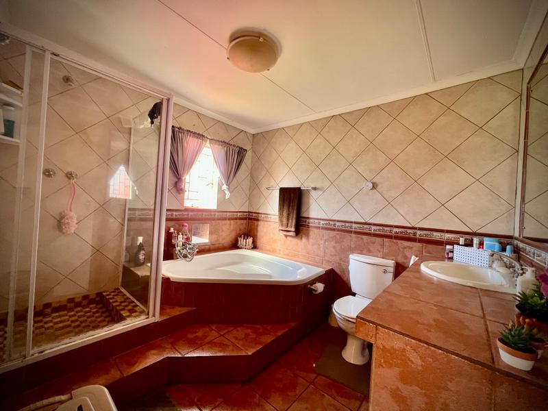 4 Bedroom Property for Sale in Thabazimbi Limpopo