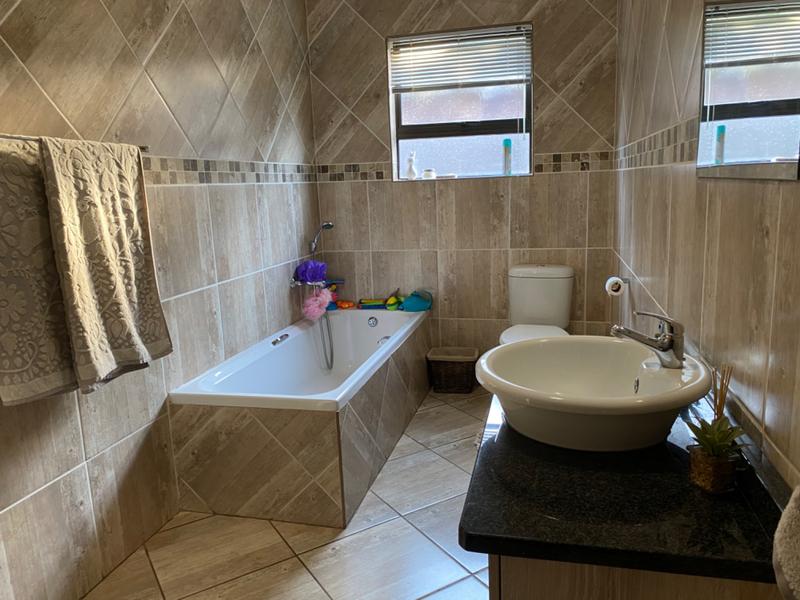 4 Bedroom Property for Sale in Mokopane Central Limpopo