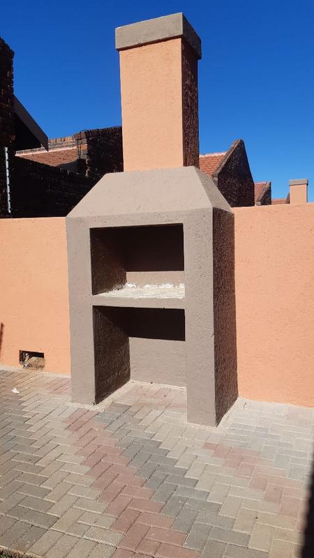 2 Bedroom Property for Sale in Bendor Limpopo