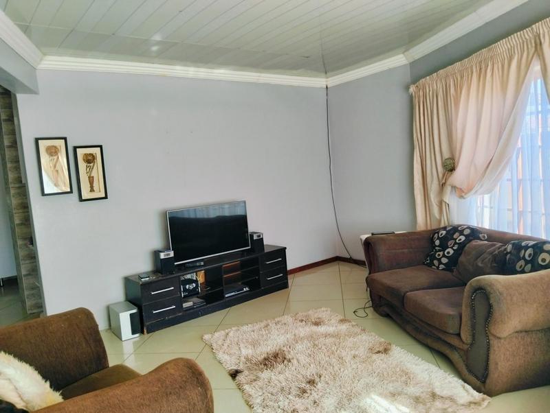 To Let 5 Bedroom Property for Rent in Mokopane Limpopo