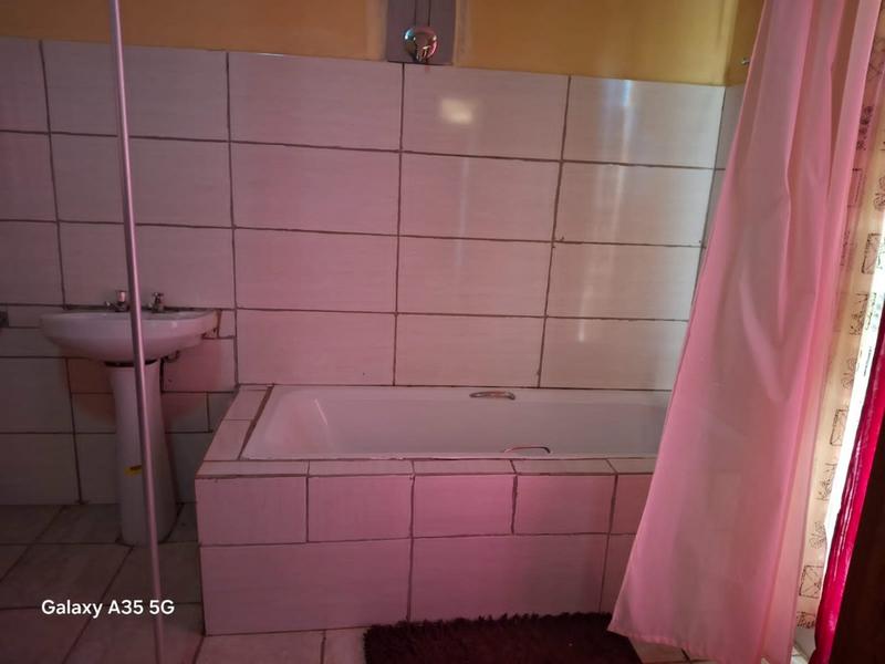 To Let 0 Bedroom Property for Rent in Mankweng Limpopo