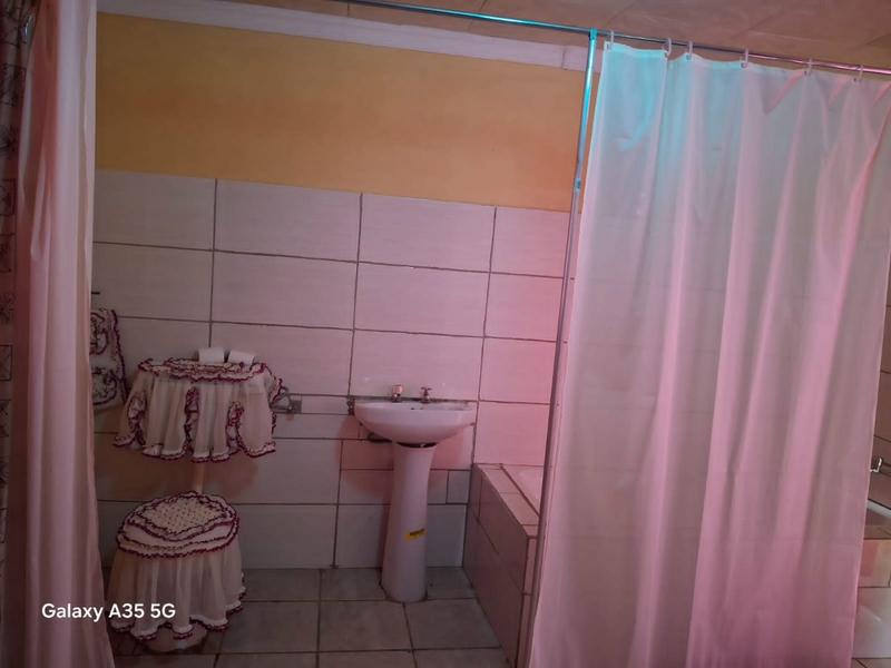 To Let 0 Bedroom Property for Rent in Mankweng Limpopo