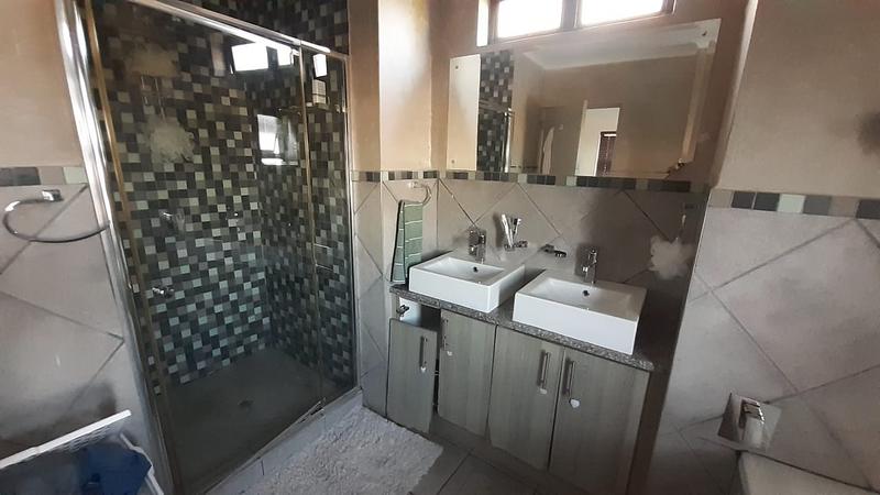 3 Bedroom Property for Sale in Sterpark Limpopo