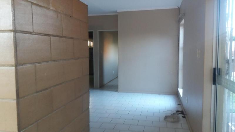 To Let 2 Bedroom Property for Rent in Chroompark Limpopo