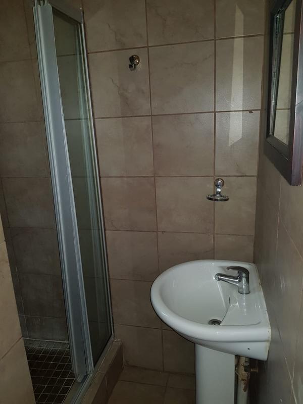 To Let 1 Bedroom Property for Rent in Lephalale Limpopo