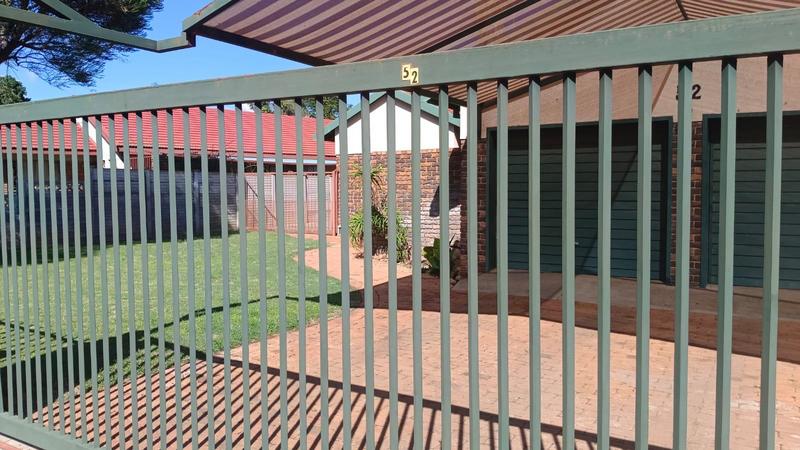 4 Bedroom Property for Sale in Penina Park Limpopo