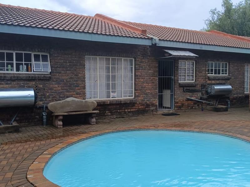 2 Bedroom Property for Sale in Penina Park Limpopo