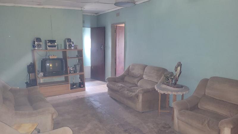 7 Bedroom Property for Sale in Leeukuil AH Limpopo