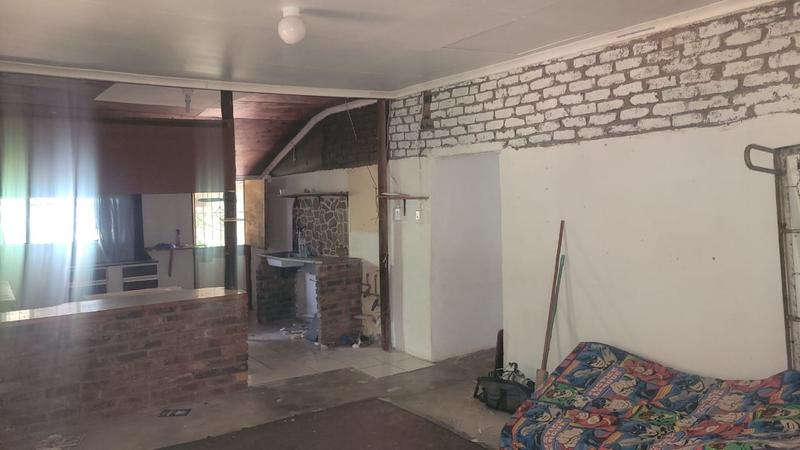 7 Bedroom Property for Sale in Leeukuil AH Limpopo
