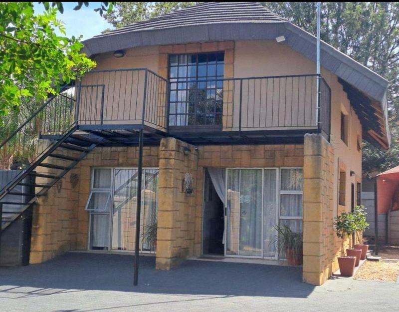 6 Bedroom Property for Sale in Bendor Limpopo