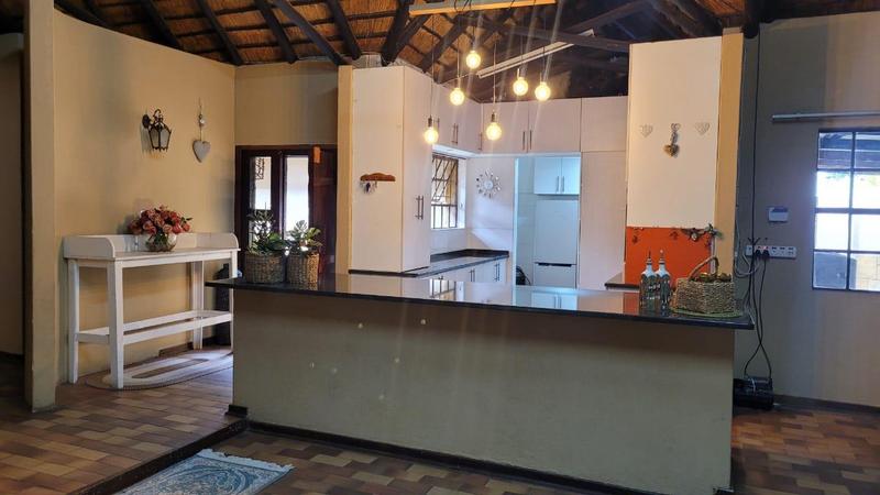 6 Bedroom Property for Sale in Bendor Limpopo