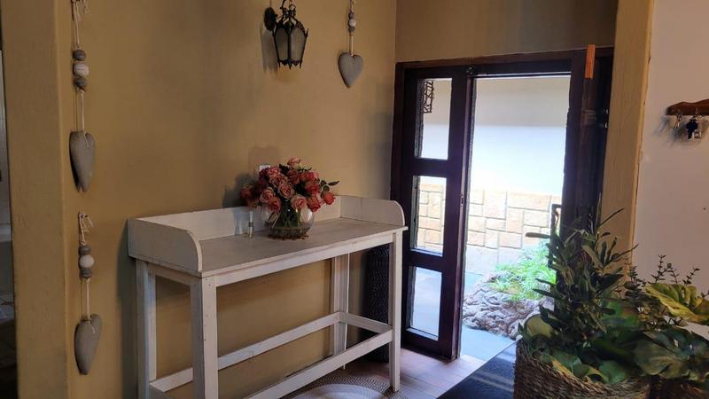 6 Bedroom Property for Sale in Bendor Limpopo