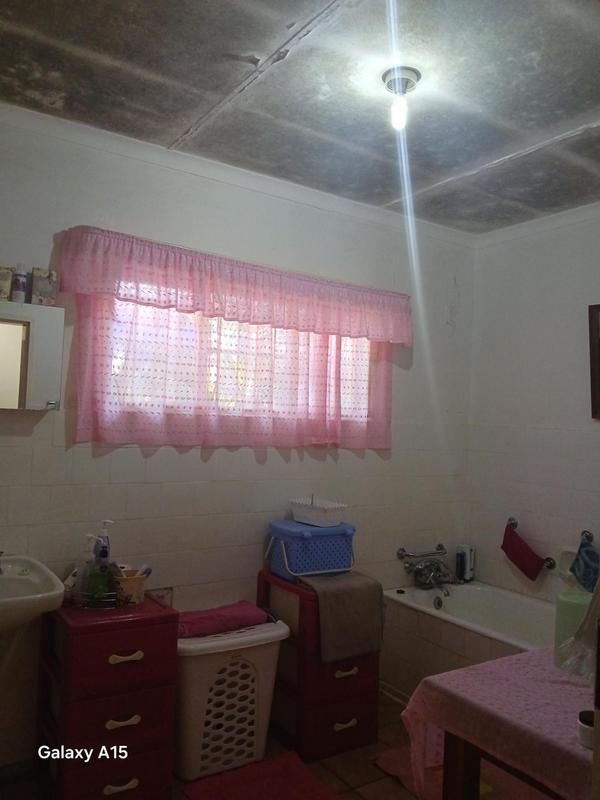 5 Bedroom Property for Sale in Mokopane Limpopo