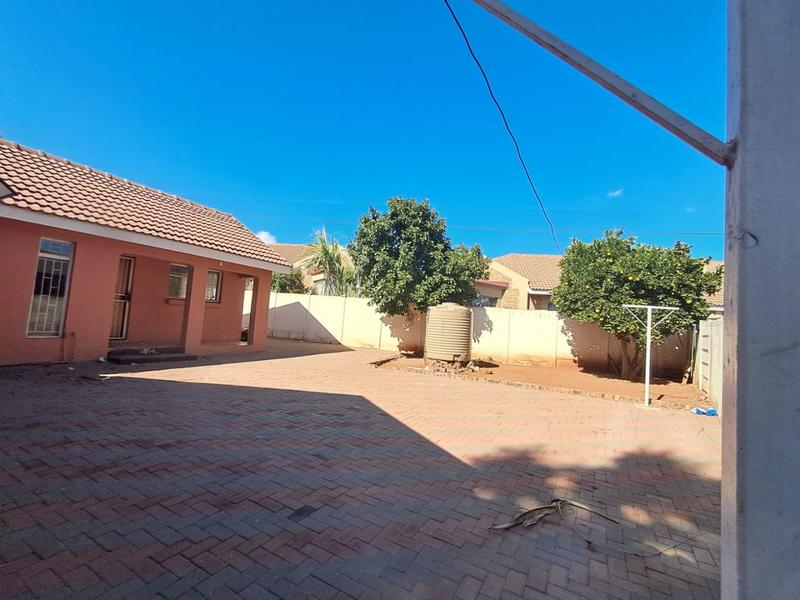 3 Bedroom Property for Sale in Flora Park Limpopo