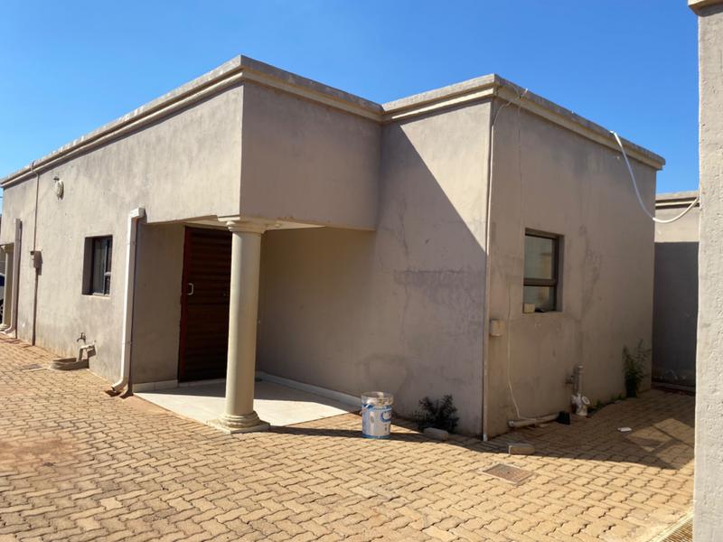 1 Bedroom Property for Sale in Mahwelereng Limpopo