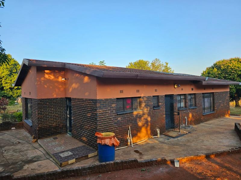 3 Bedroom Property for Sale in Tshisahulu Limpopo
