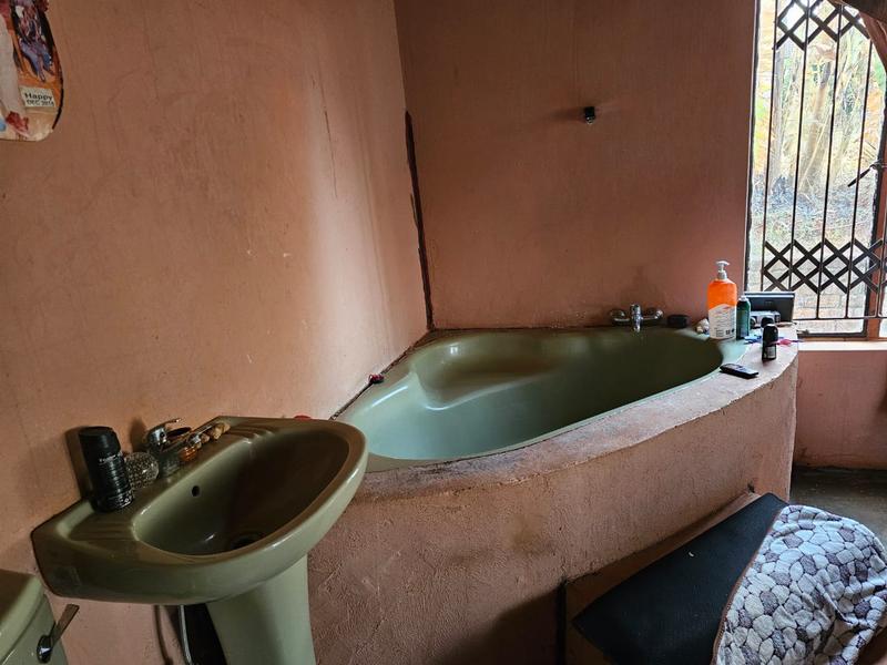 3 Bedroom Property for Sale in Tshisahulu Limpopo