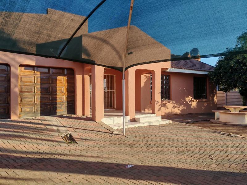 3 Bedroom Property for Sale in Flora Park Limpopo